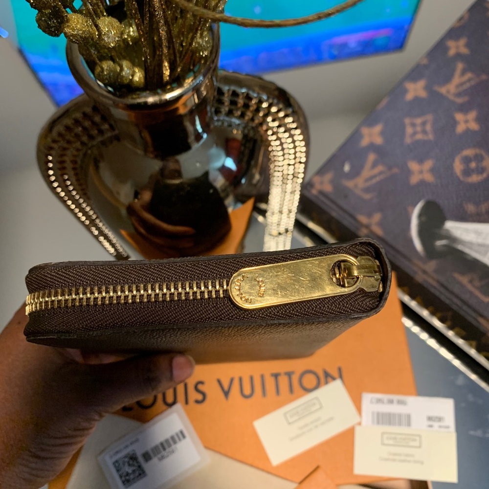 💯🆕❤️ Authentic Louis Vuitton Large Zippy Organizer - Picture 13 of 14